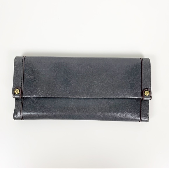 HOBO Handbags - HOBO GREY LEATHER FABLE CLUTCH  - EUC!